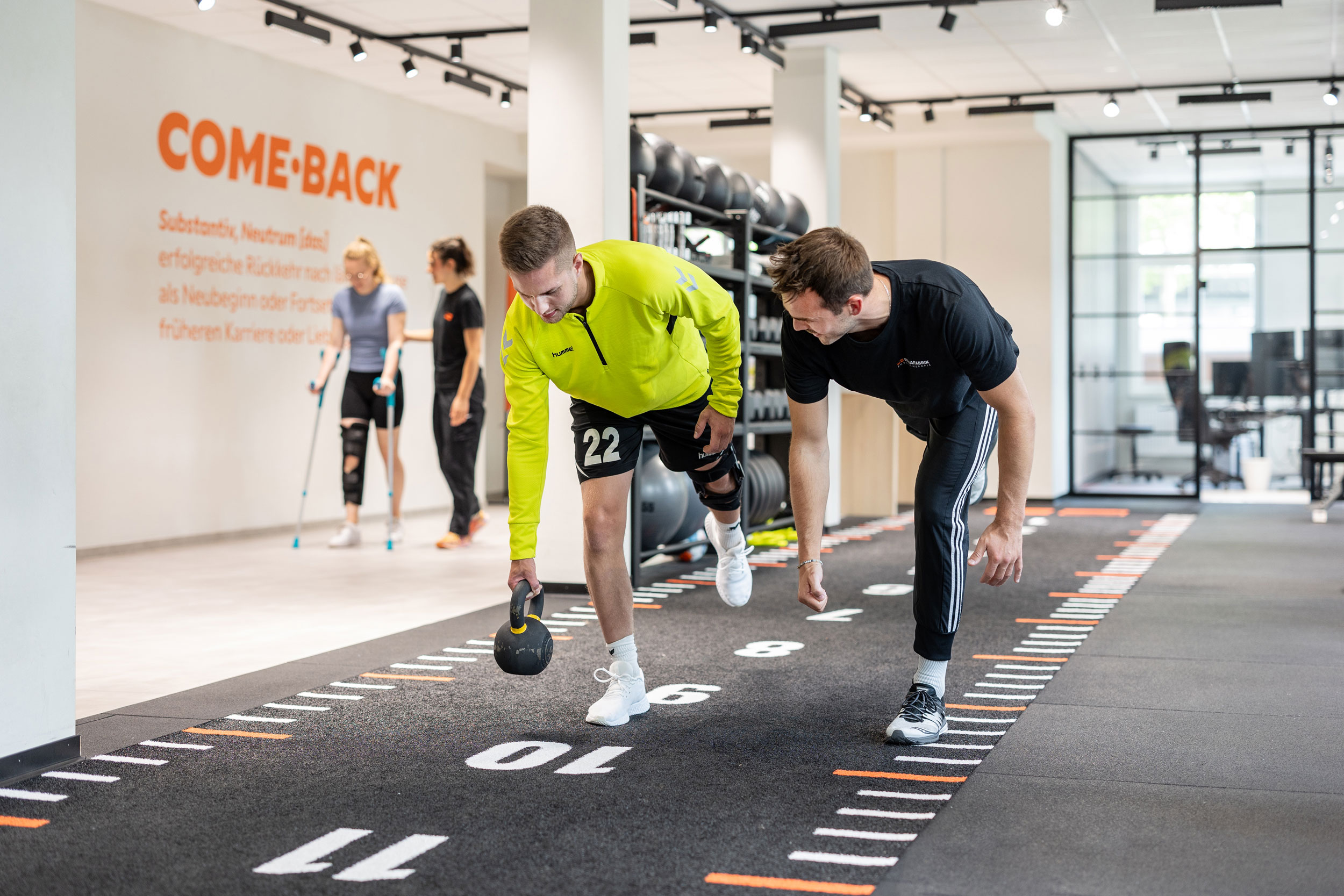 Physiotherapie-Übung in der REHAFABRIK