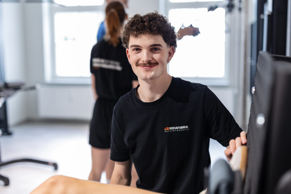 Hüft-TEP Nach&shy;behandlung